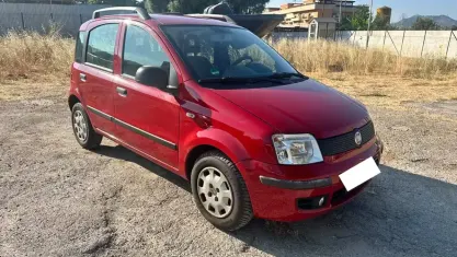 Usata Fiat Panda Dynamic 69 CV (50 kW) 2012 Rosso Utilitaria