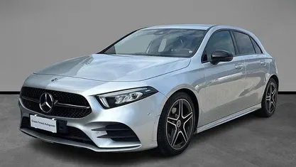 Begagnad Mercedes A200 Premium 163 HK (119 kW) 2019 Grå Sedan