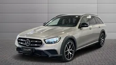 Usata 2022 Mercedes 220 Premium Plus Station wagon | 53.500 €