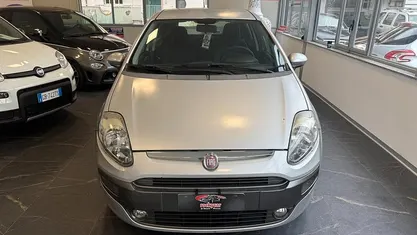 Usata Fiat Punto Evo Dynamic 69 CV (50 kW) 2010 Grigio Utilitaria