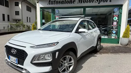 Usata Hyundai Kona Style 116 CV (85 kW) 2019 Bianco SUV