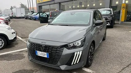 Usata Peugeot 208 Allure 110 CV (80 kW) 2025 Grigio Utilitaria