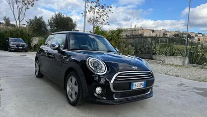 Nero Usata 2015 Mini ONE Due volumi | 7900 € (Ottimo prezzo)