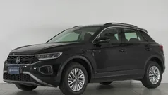Usata 2024 VW T-Roc Life SUV | 26.800 € (Buon prezzo)