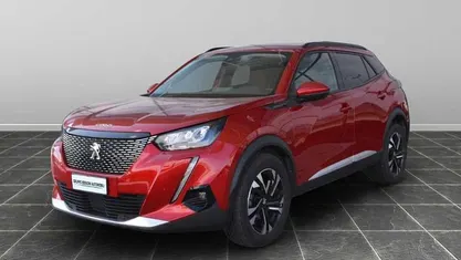 Usata Peugeot 2008 Allure 131 CV (96 kW) 2021 SUV