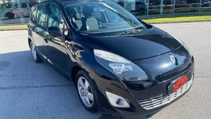 Usata Renault Scénic III 131 CV (96 kW) 2011 Nero Monovolume