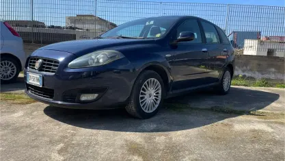 Usata Fiat Croma Dynamic 120 CV (88 kW) 2009 Blu Station wagon