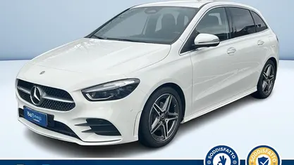 Bianco pastello Usata 2023 Mercedes B200 AMG Line Premium Monovolume | 29.100 € (Cara)