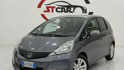 Grigio Usata 2014 Honda Jazz Elegance Due volumi | 8900 € (Buon prezzo)