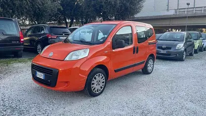 Usata Fiat Qubo Dynamic 77 CV (56 kW) 2011 Arancione Monovolume