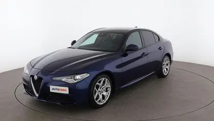 Blu Usata 2019 Alfa Romeo Giulia Executive Tre volumi | 23.999 € (Buon prezzo)