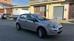 Usata 2015 Fiat Grande Punto Due volumi | 4900 € (Buon prezzo)
