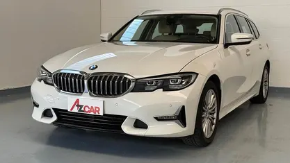 Usata BMW 320e Luxury Line 190 CV (139 kW) 2020 Beige Station wagon