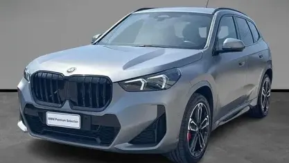 Usata BMW X1 M Sport 218 CV (160 kW) 2025 Frozen pure grey metallizzato SUV