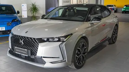 Usata DS Automobiles DS4 180 CV (132 kW) 2021 Argento met. SUV