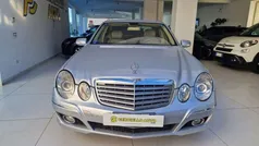 Grigio pastello Usata 2007 Mercedes E220 Elegance Tre volumi | 5500 € (Buon prezzo)