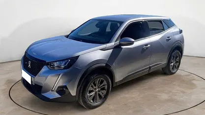 Usata 2021 Peugeot 2008 Active SUV | 17.300 € (Buon prezzo)