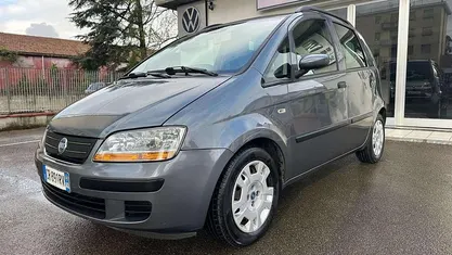 Usata Fiat Idea Emotion 95 CV (69 kW) 2004 Monovolume