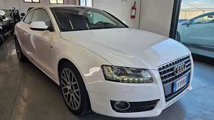 Bianco Usata 2010 Audi A5 Ambition Coupé | 6300 € (Ottimo prezzo)
