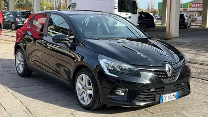 Usata Renault Clio V Zen 101 CV (74 kW) 2021 Nero Berlina