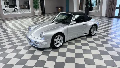 Usata Porsche 911 Carrera Cabriolet 250 CV (183 kW) 1991 Argento Cabrio