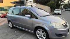 Grigio Usata 2008 Opel Zafira Cosmo Monovolume | 4800 € (Buon prezzo)