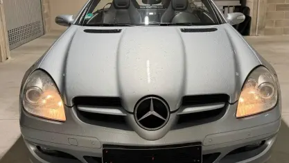 Usata Mercedes SLK200 163 CV (119 kW) 2004 Argento Cabrio