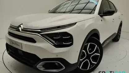 Usata Citroën e-C4 Shine 100 kW (136 CV) 2023 Bianco SUV