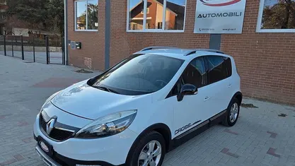 Usata Renault Scénic III XMOD 110 CV (80 kW) 2014 Bianco Monovolume