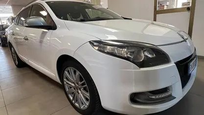 Usata Renault Mégane GrandTour 110 CV (80 kW) 2012 Bianco Station wagon