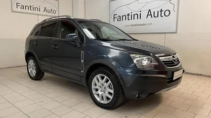 Usata Opel Antara Edition 140 CV (102 kW) 2009 Grigio SUV