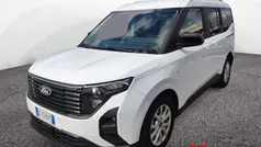 Bianco Usata 2024 Ford Tourneo Courier Titanium Monovolume | 19.900 € (Buon prezzo)