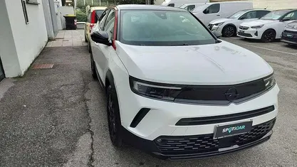 Bianco Usata 2023 Opel Mokka SUV | 18.900 € (Buon prezzo)