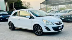 Bianco Usata 2013 Opel Corsa Tre volumi | 4500 € (Buon prezzo)