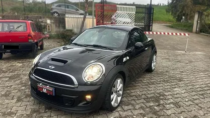 Usata Mini Cooper SD 143 CV (105 kW) 2011 Nero Utilitaria