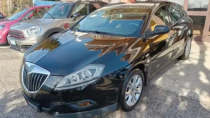 Usata Lancia Delta 120 CV (88 kW) 2009 Utilitaria