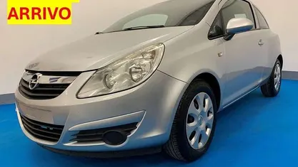 Usata Opel Corsa 80 CV (58 kW) 2007 Grigio Utilitaria