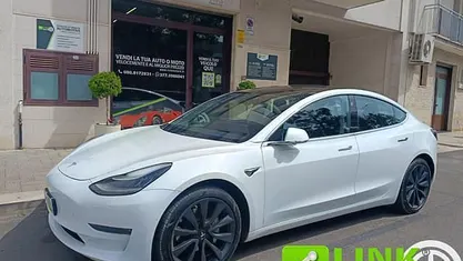Usata Tesla Model 3 152 kW (208 CV) 2019 Bianco Berlina