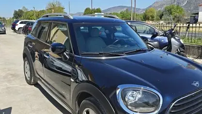 Usata Mini Cooper D Countryman Business 150 CV (110 kW) 2020 Bluazzurro SUV