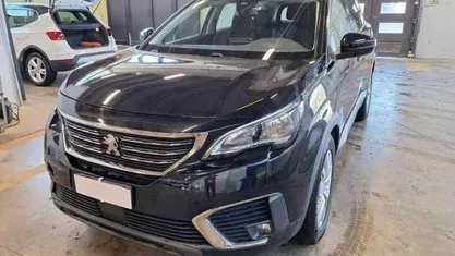Nero Usata 2019 Peugeot 5008 Business-Line SUV | 17.300 € (Super prezzo)