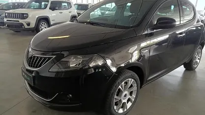 Usata 2022 Lancia Ypsilon Gold Utilitaria | 12.500 € (Buon prezzo)