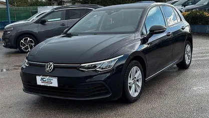 Usata VW Golf VII Life 149 CV (109 kW) 2020 Nero Berlina