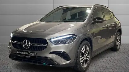 Usata Mercedes GLA180 Advanced 116 CV (85 kW) 2025 Grigio SUV