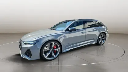 Usata Audi RS6 600 CV (441 kW) 2020 Grigio Station wagon