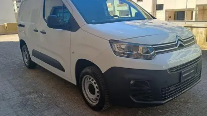 Usata Citroën e-Berlingo 102 CV (75 kW) 2021 Bianco Furgone