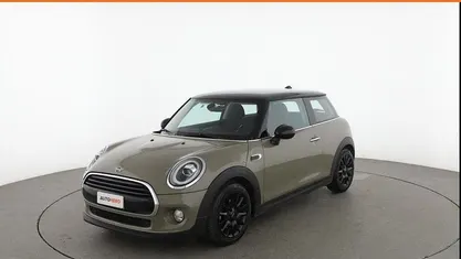 Usata Mini Cooper D 115 CV (84 kW) 2019 Grigio Utilitaria