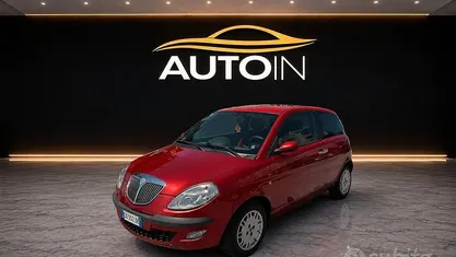 Usata Lancia Ypsilon 69 CV (50 kW) 2005 Rosso Utilitaria