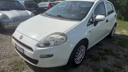 Usata Fiat Punto Lounge 95 CV (69 kW) 2016 Bianco Utilitaria
