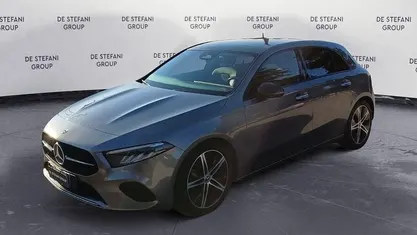 Usata Mercedes A180 Advanced 116 CV (85 kW) 2023 Grigio Utilitaria