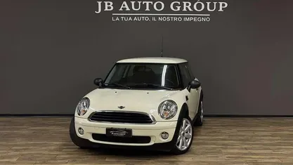 Usata Mini ONE 95 CV (69 kW) 2009 Beige Utilitaria
